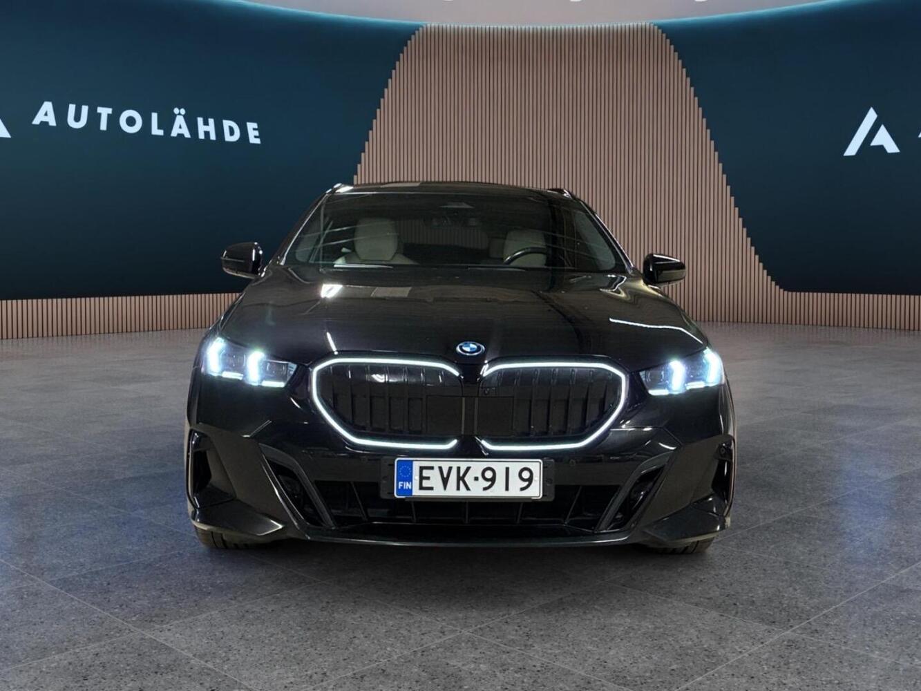BMW i5 vaihtoauto
