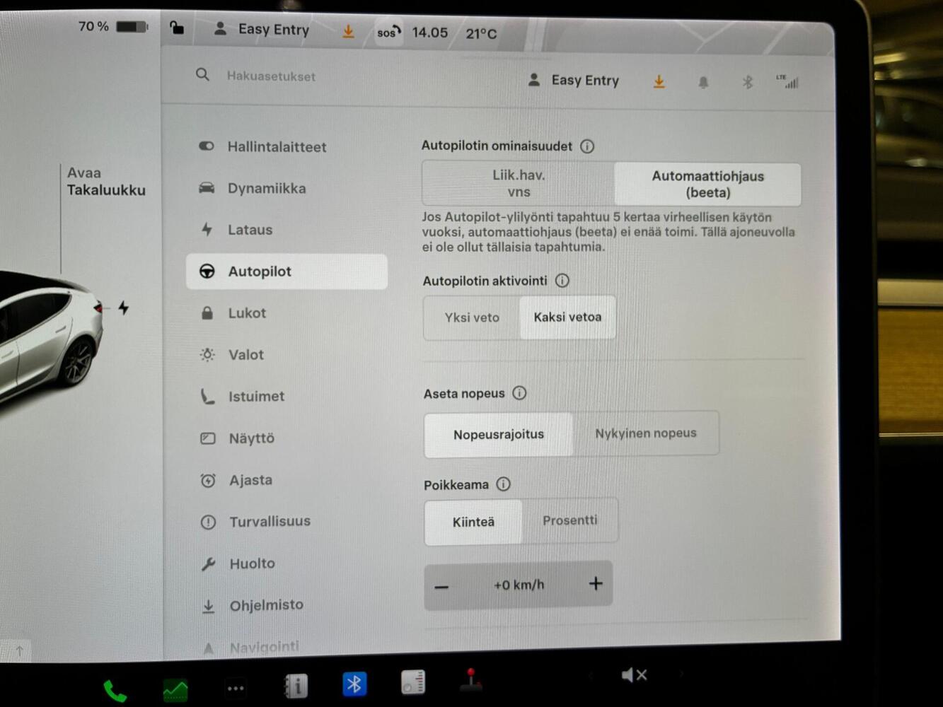 Tesla Model 3 vaihtoauto