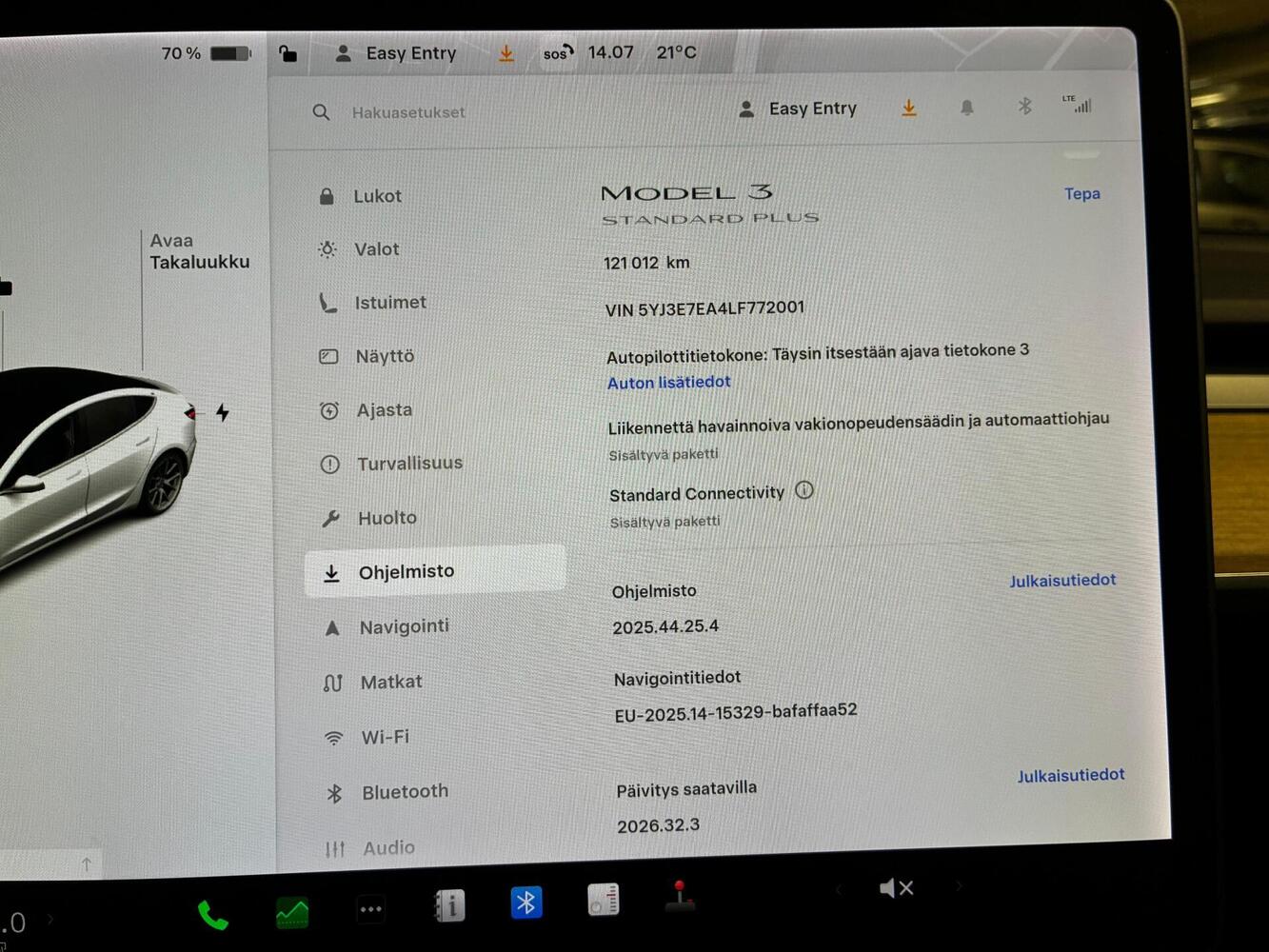 Tesla Model 3 vaihtoauto