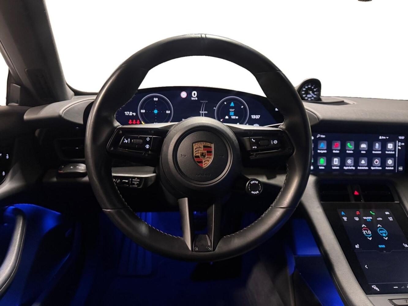 Porsche Taycan vaihtoauto