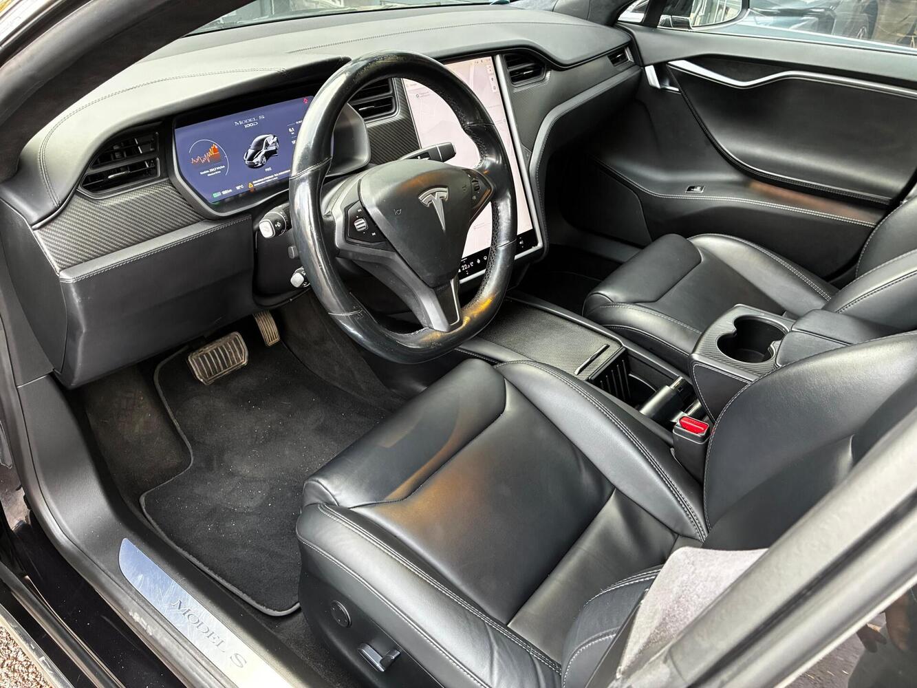 Tesla Model S vaihtoauto