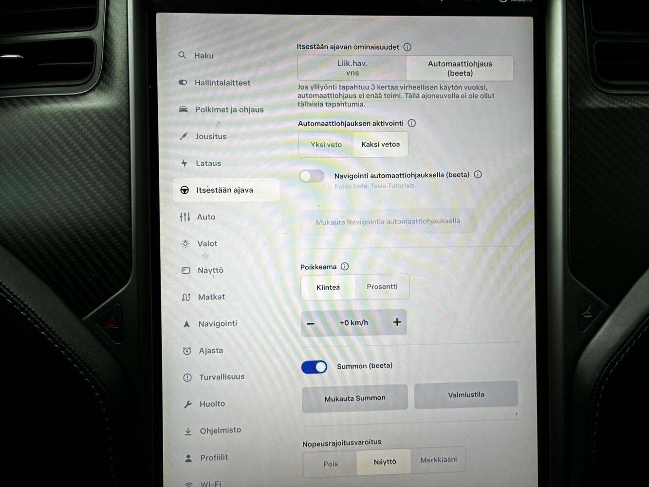 Tesla Model S vaihtoauto