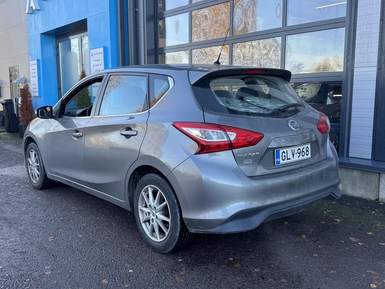 Nissan Pulsar vaihtoauto
