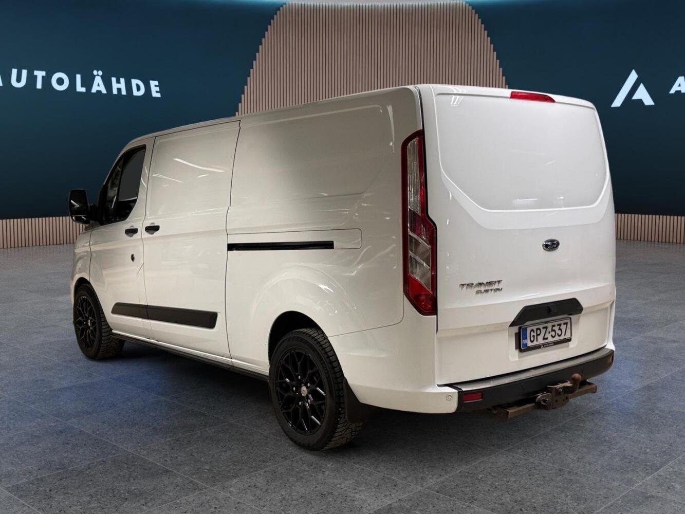Ford Transit Custom vaihtoauto
