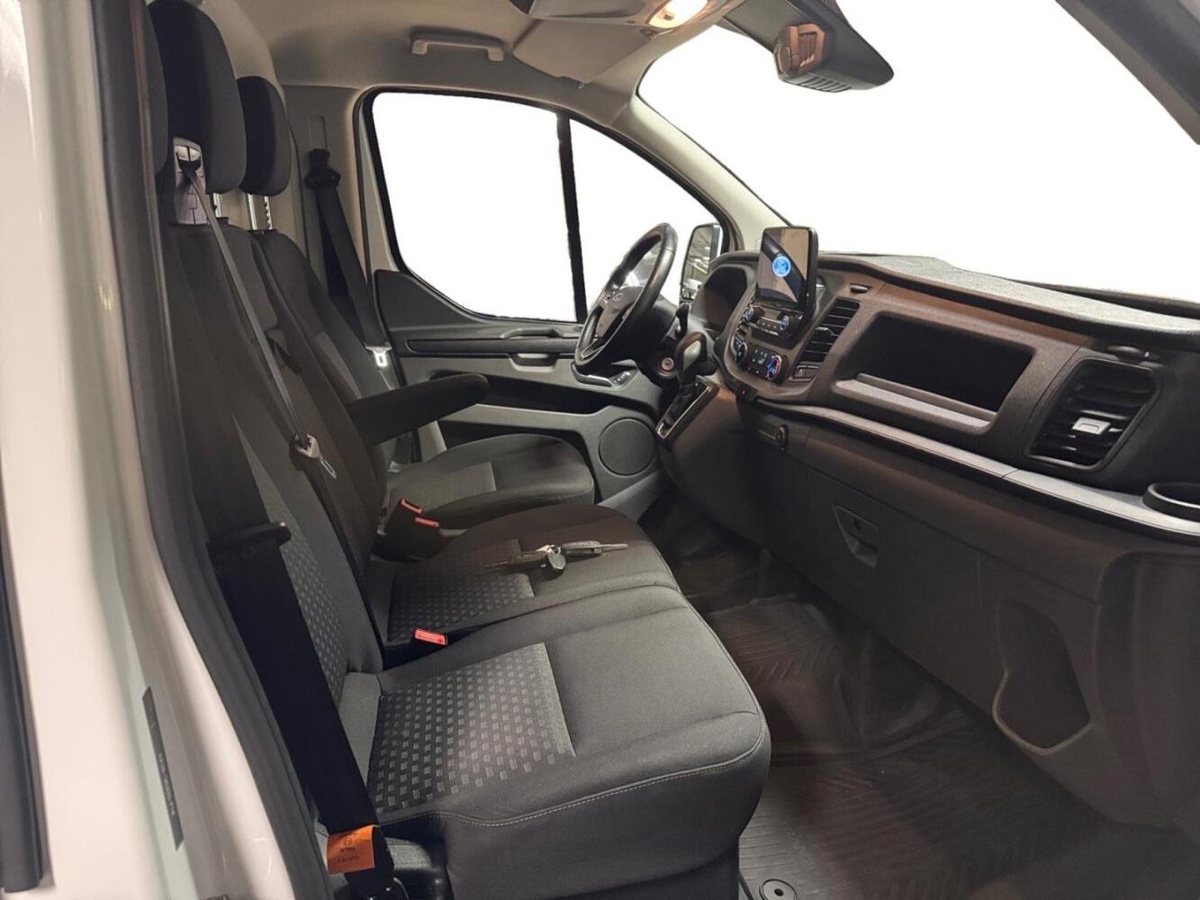 Ford Transit Custom vaihtoauto