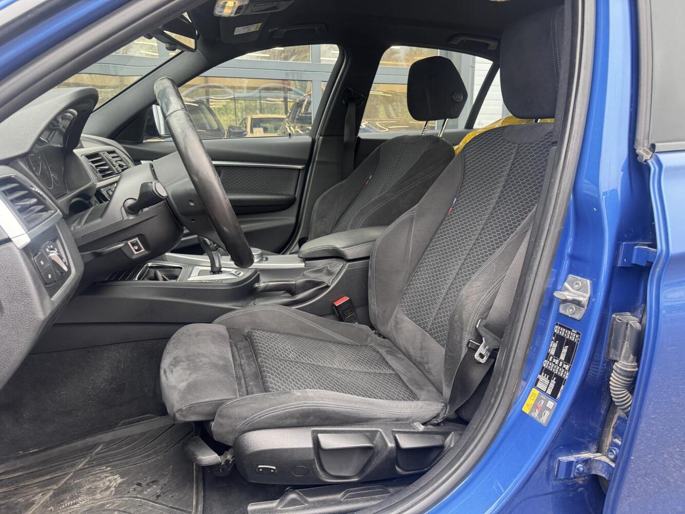 BMW 330 vaihtoauto