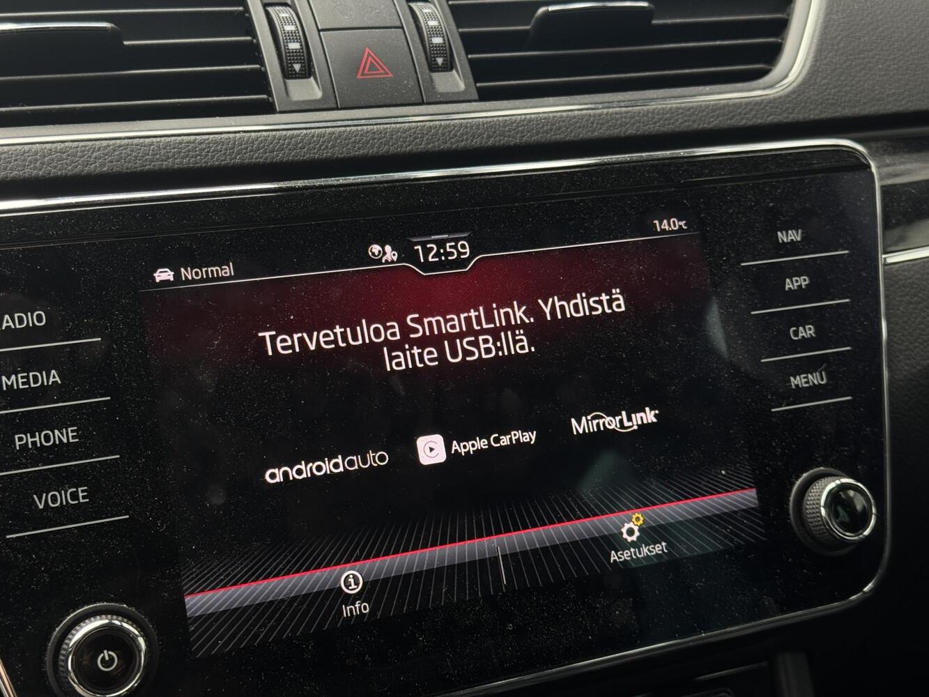 Skoda Superb vaihtoauto