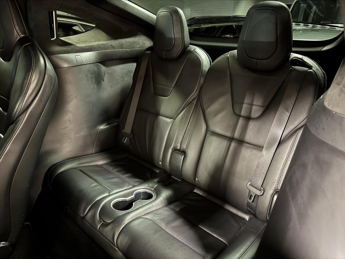 Tesla Model X vaihtoauto