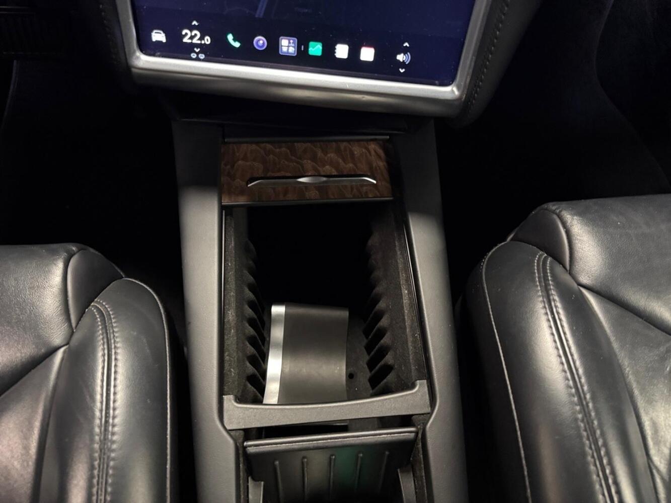 Tesla Model X vaihtoauto
