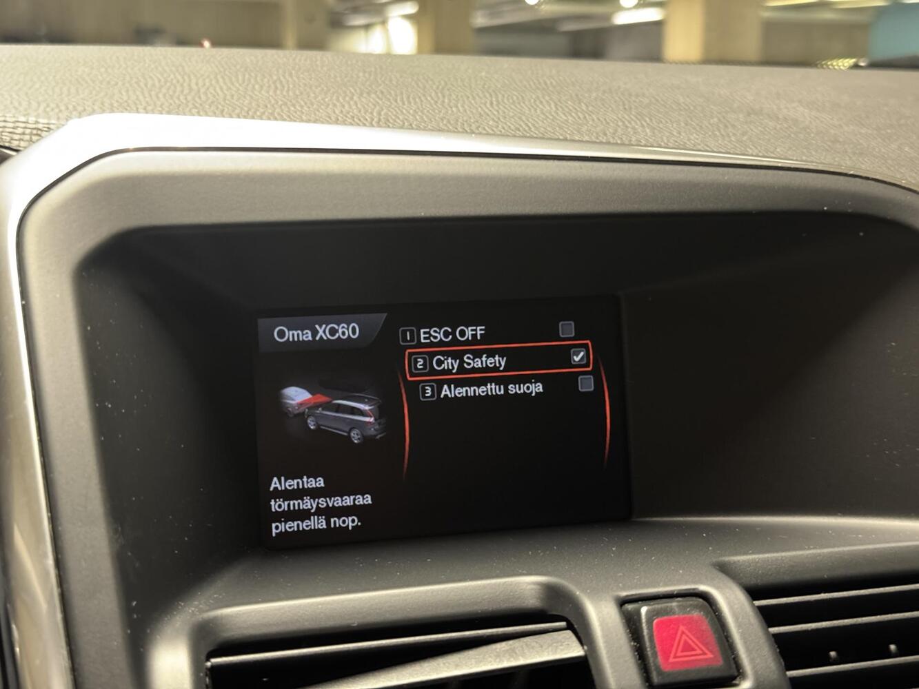 Volvo XC60 vaihtoauto