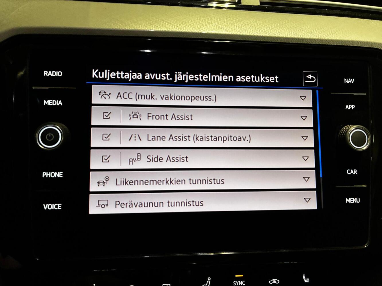 Volkswagen Passat vaihtoauto