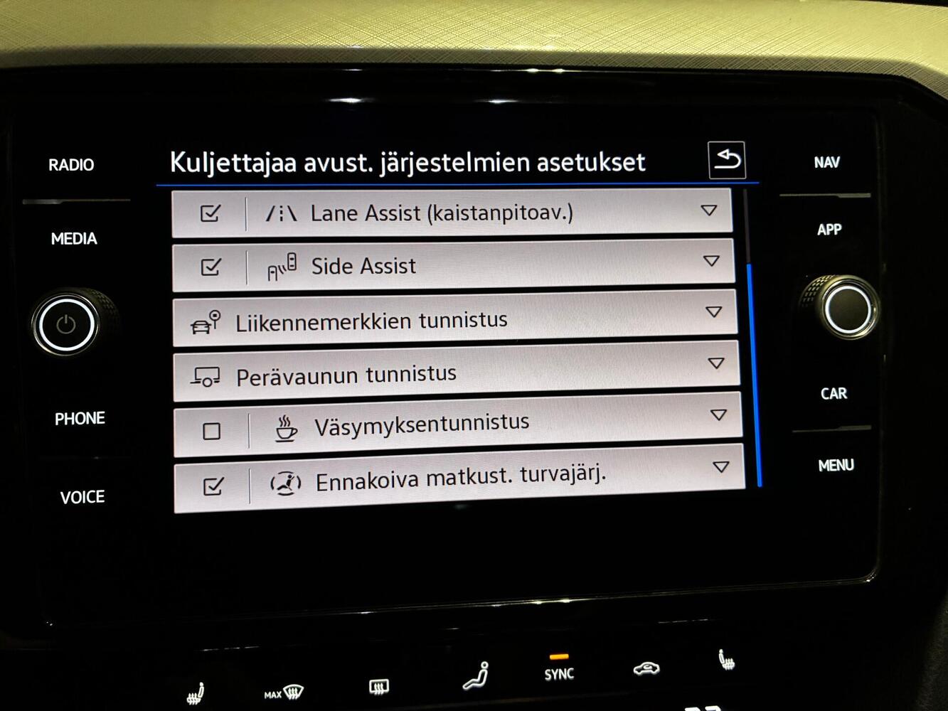 Volkswagen Passat vaihtoauto