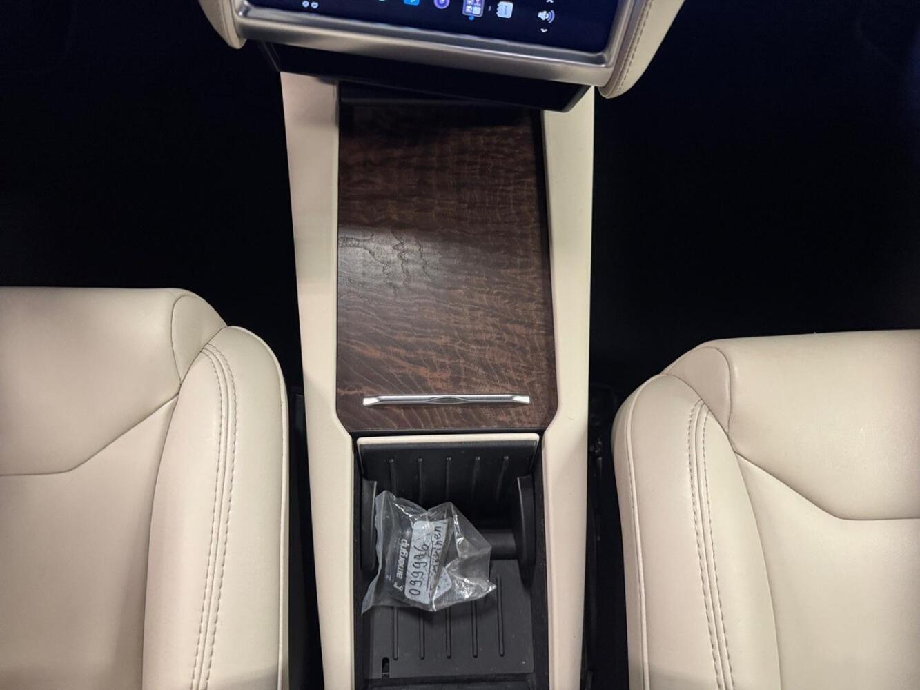 Tesla Model X vaihtoauto