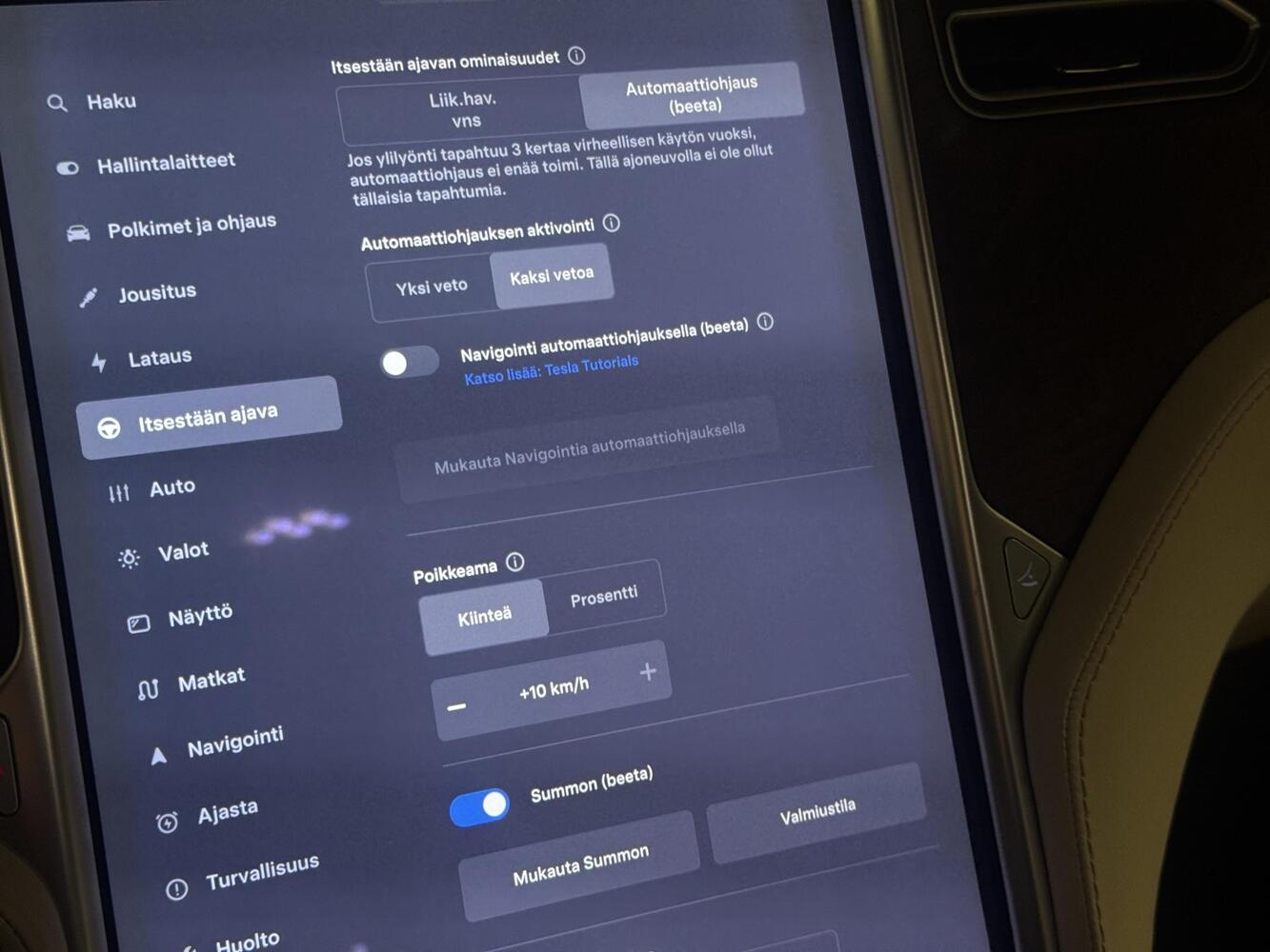 Tesla Model X vaihtoauto