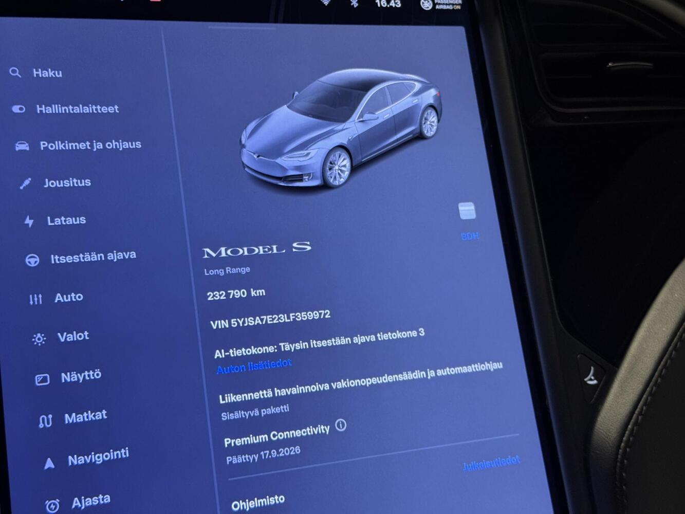Tesla Model S vaihtoauto