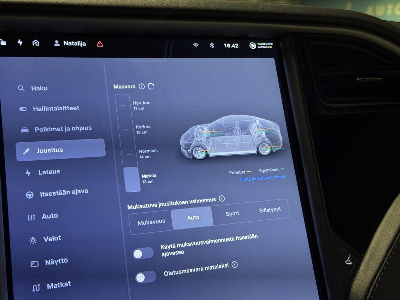 Tesla Model S vaihtoauto