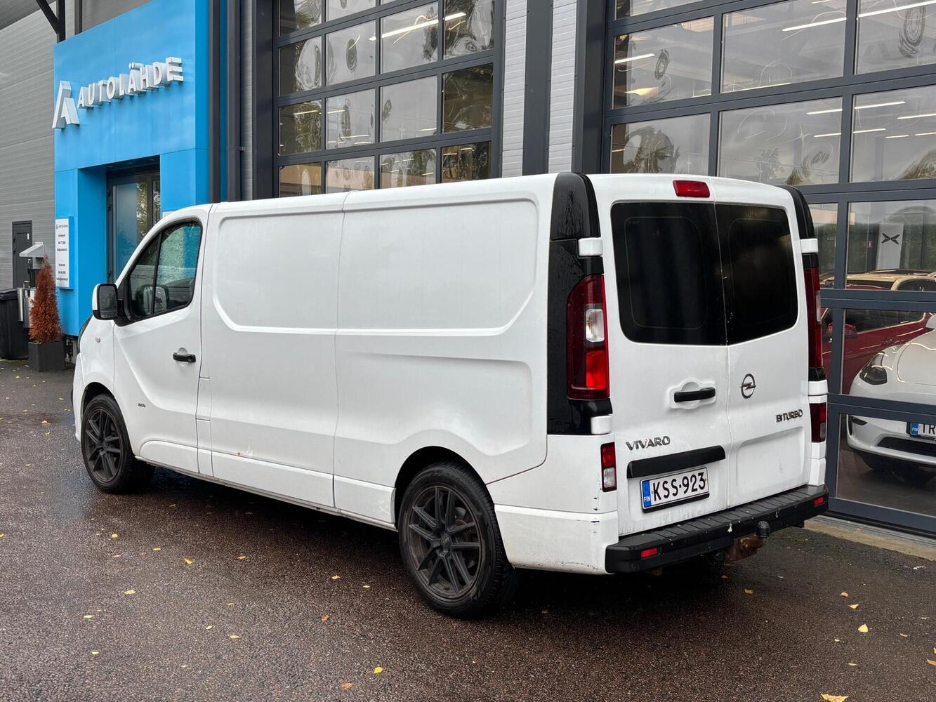 Opel Vivaro vaihtoauto