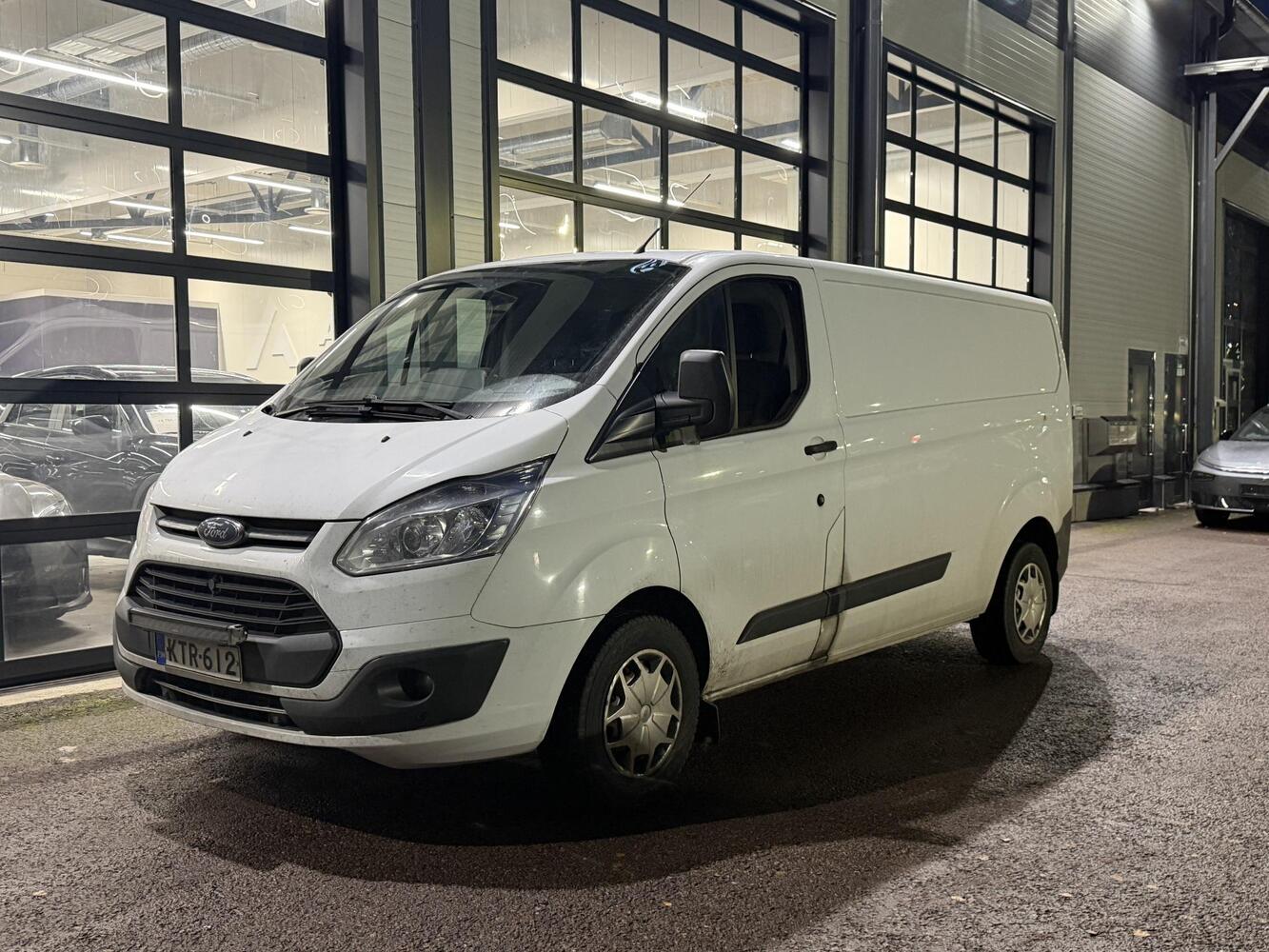 Ford Transit Custom vaihtoauto