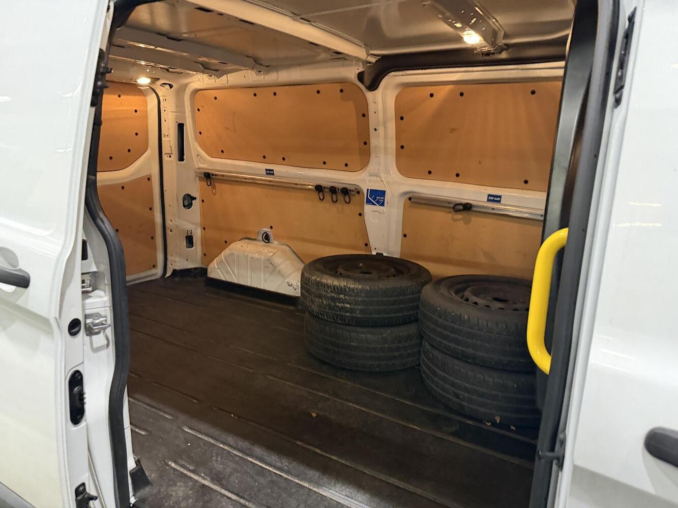 Ford Transit Custom vaihtoauto