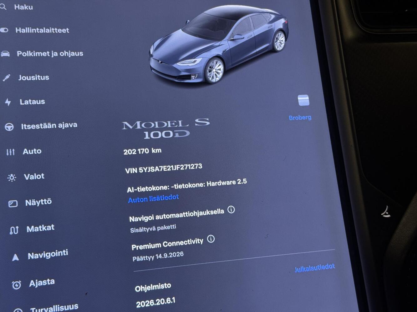 Tesla Model S vaihtoauto