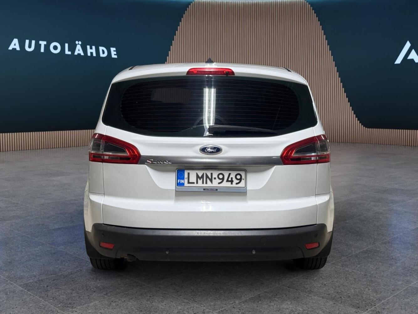 Ford S-MAX vaihtoauto