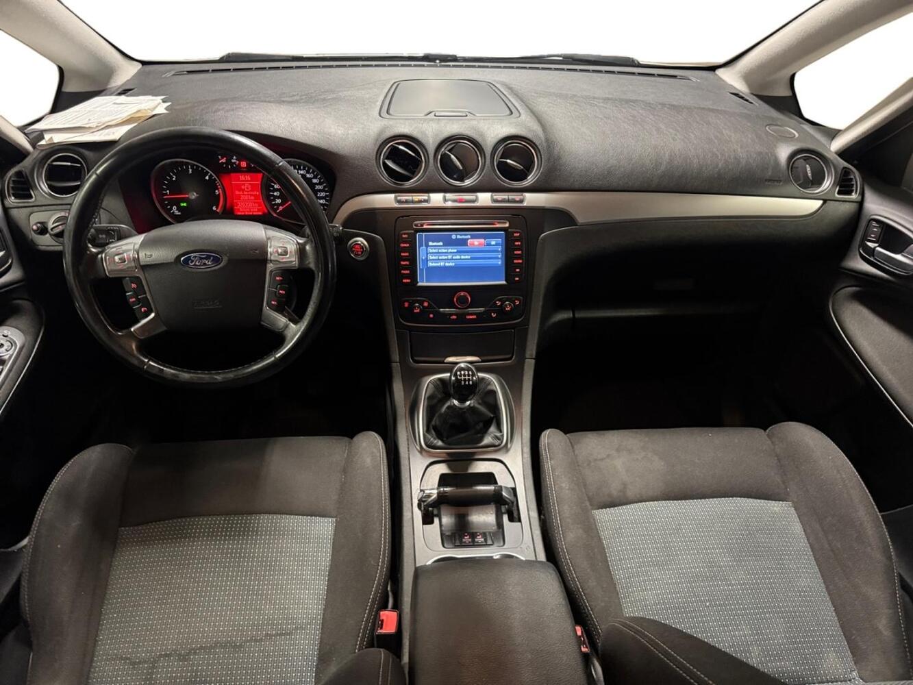 Ford S-MAX vaihtoauto