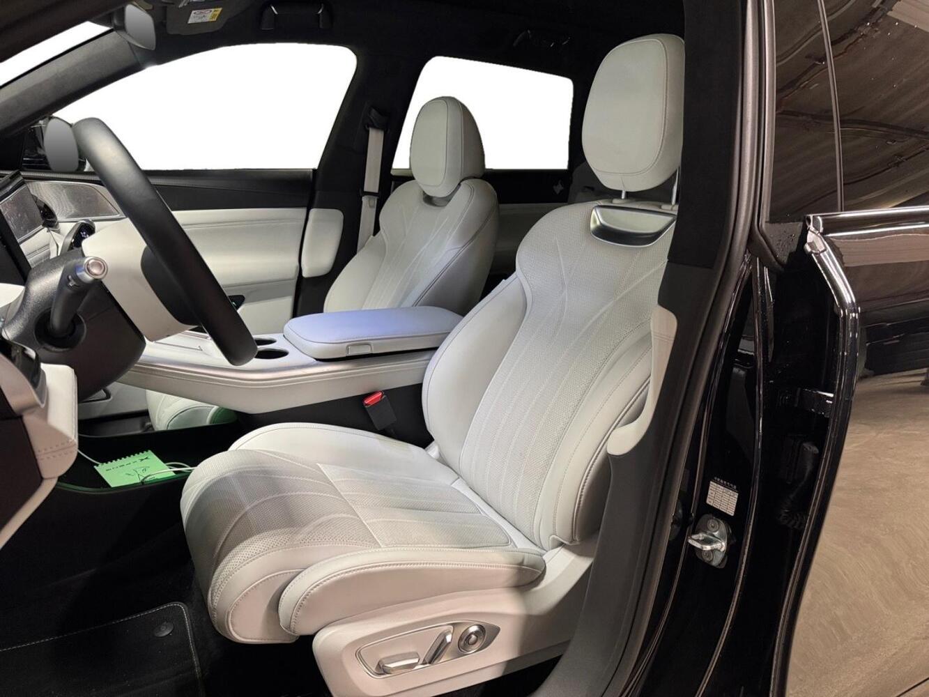 XPENG New G9 vaihtoauto