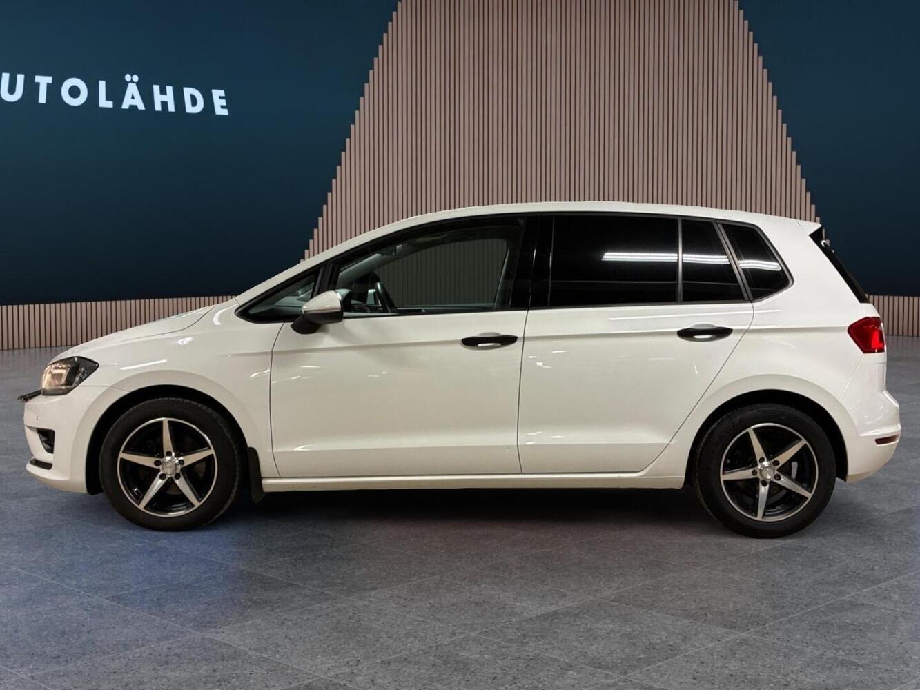 Volkswagen Golf Sportsvan vaihtoauto