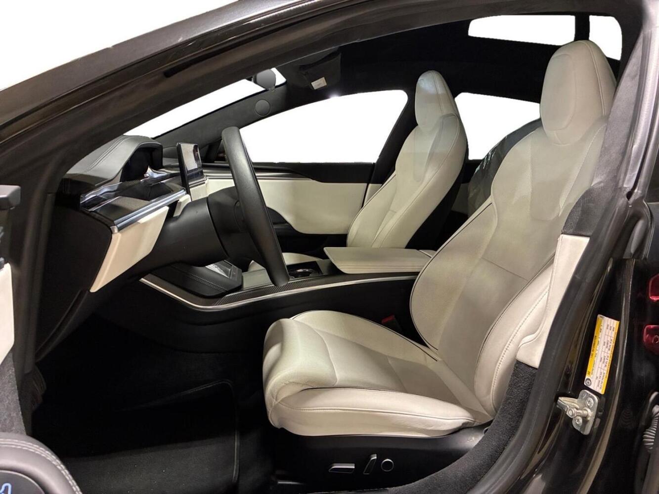 Tesla Model S vaihtoauto