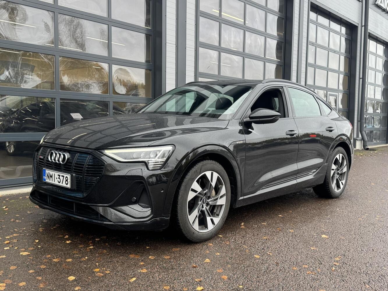 Audi e-tron vaihtoauto