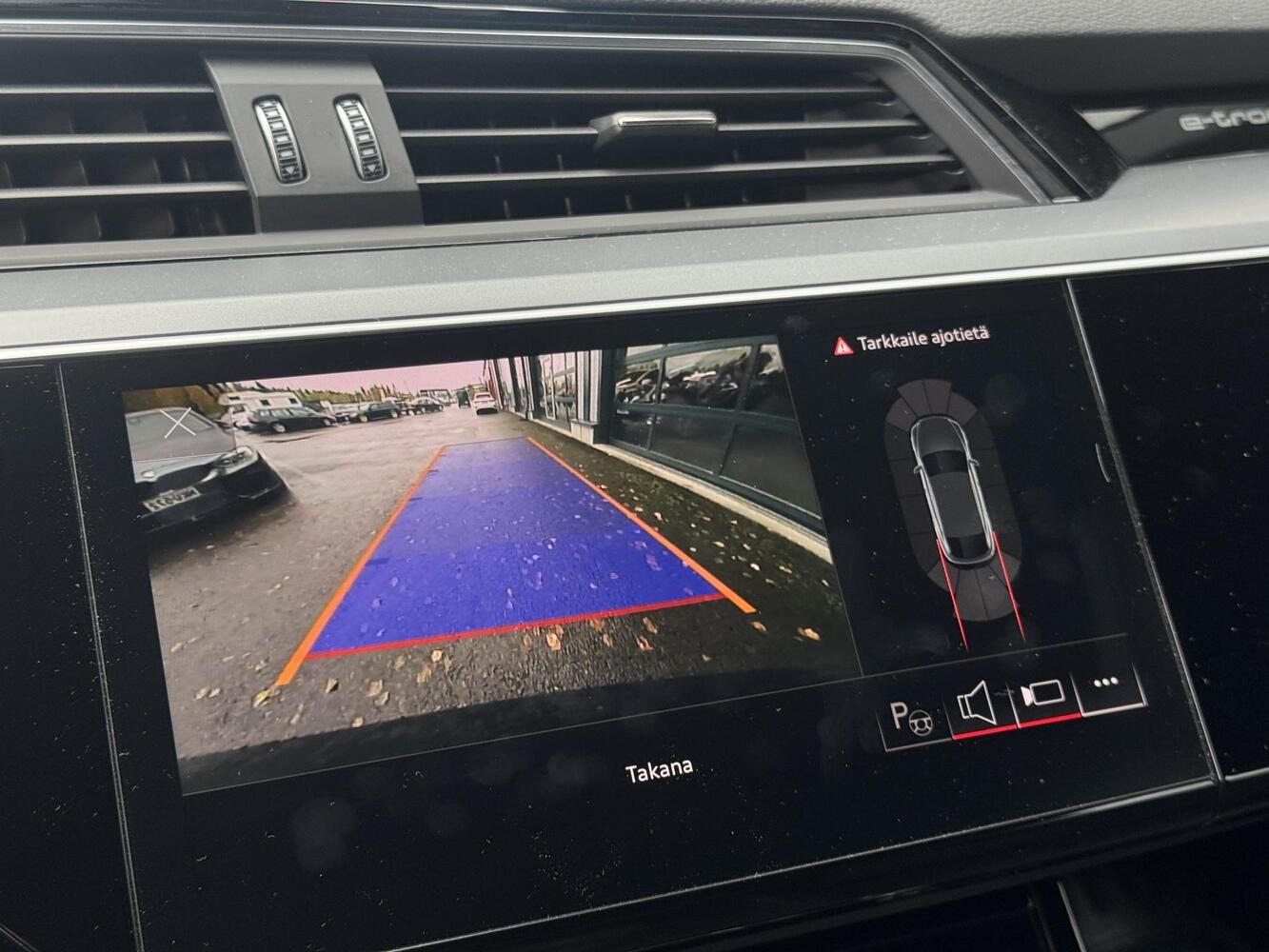 Audi e-tron vaihtoauto
