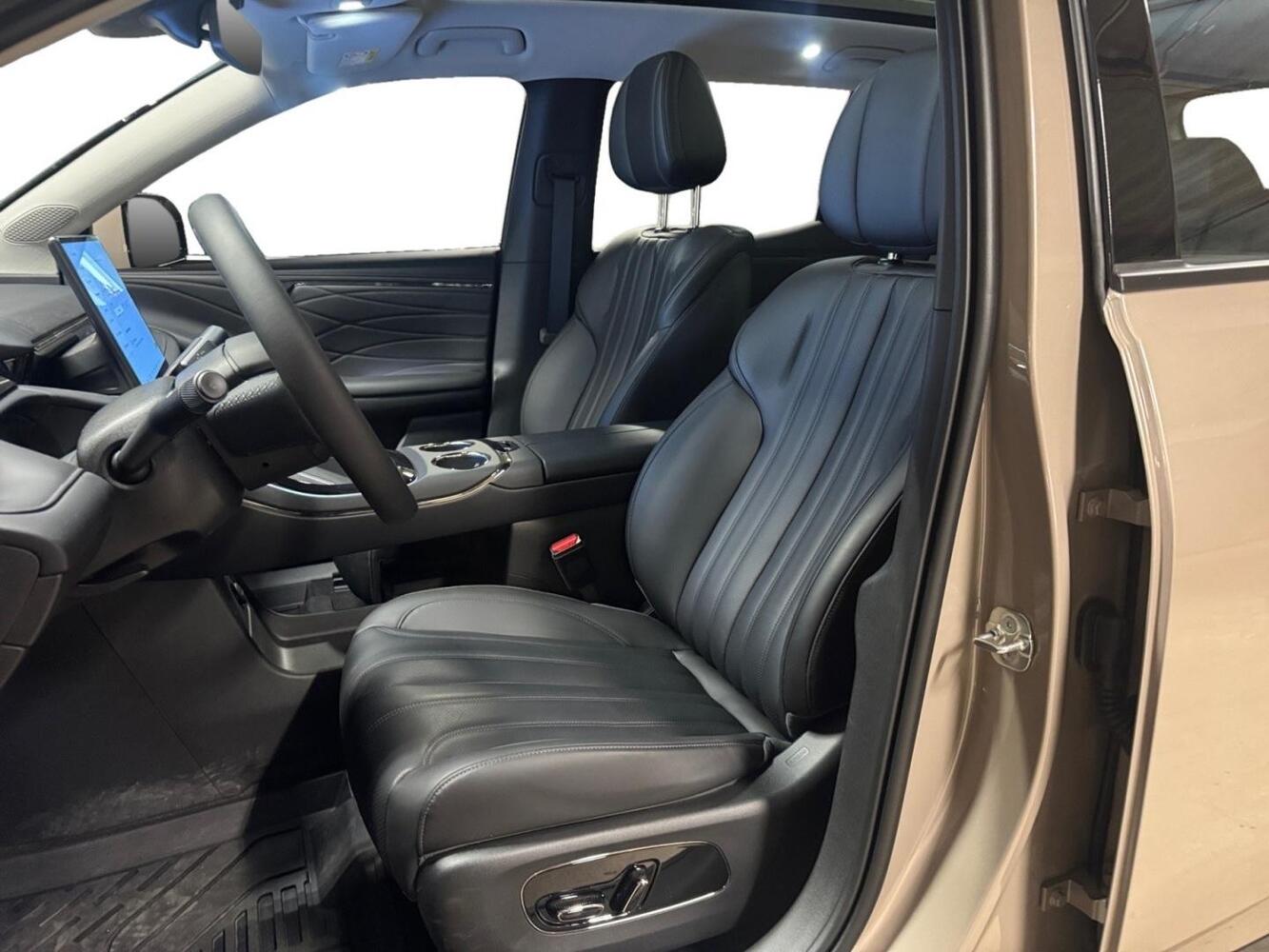 AION V vaihtoauto