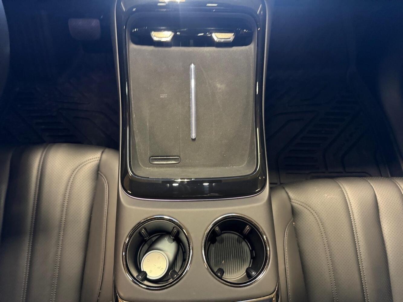 AION V vaihtoauto