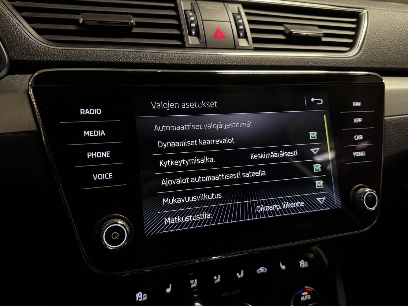 Skoda Superb vaihtoauto