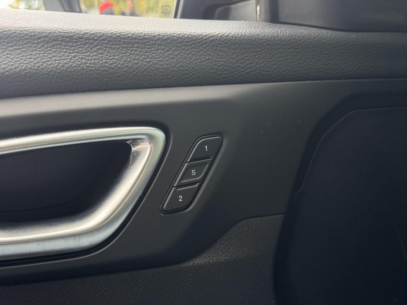 Jeep Compass vaihtoauto