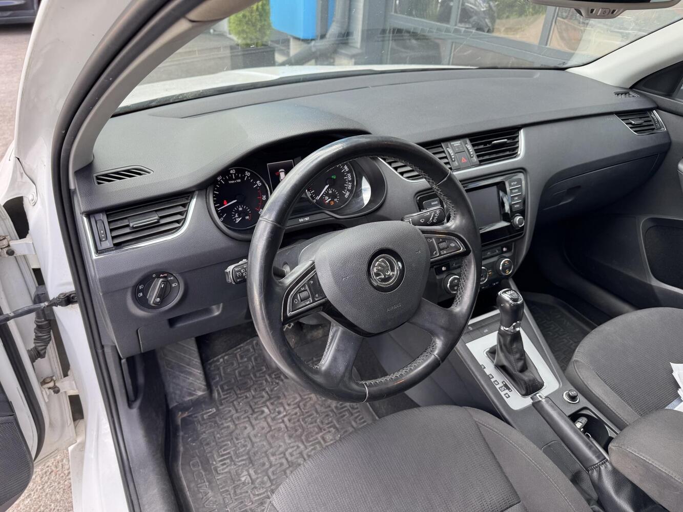 Skoda Octavia vaihtoauto