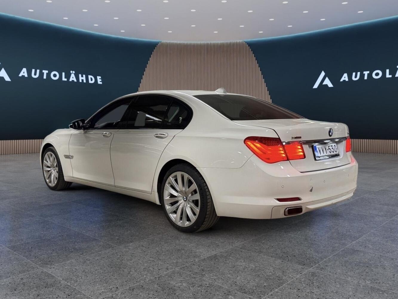 BMW 740 vaihtoauto