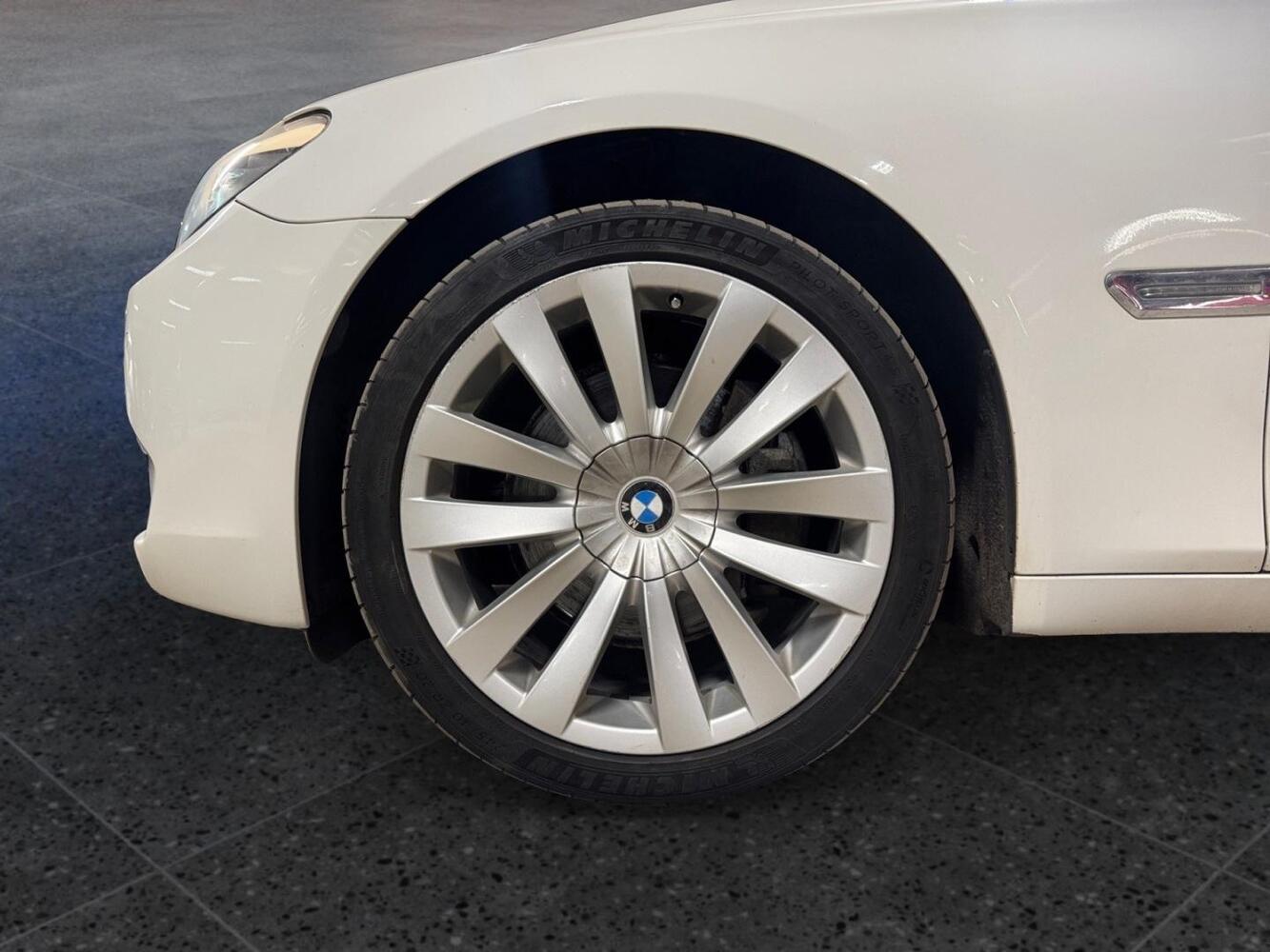BMW 740 vaihtoauto