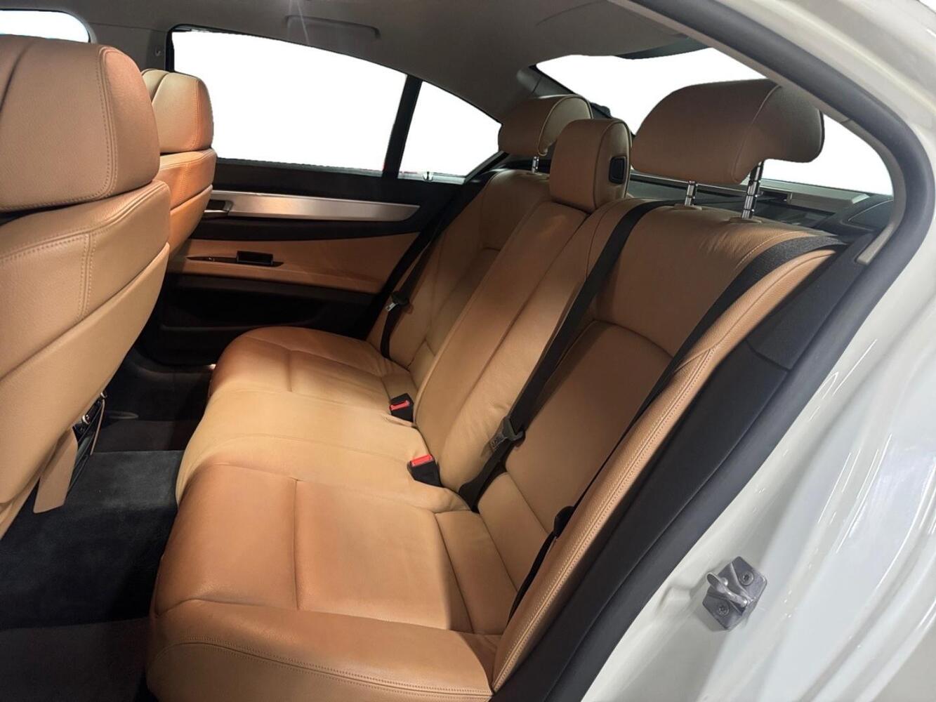 BMW 740 vaihtoauto