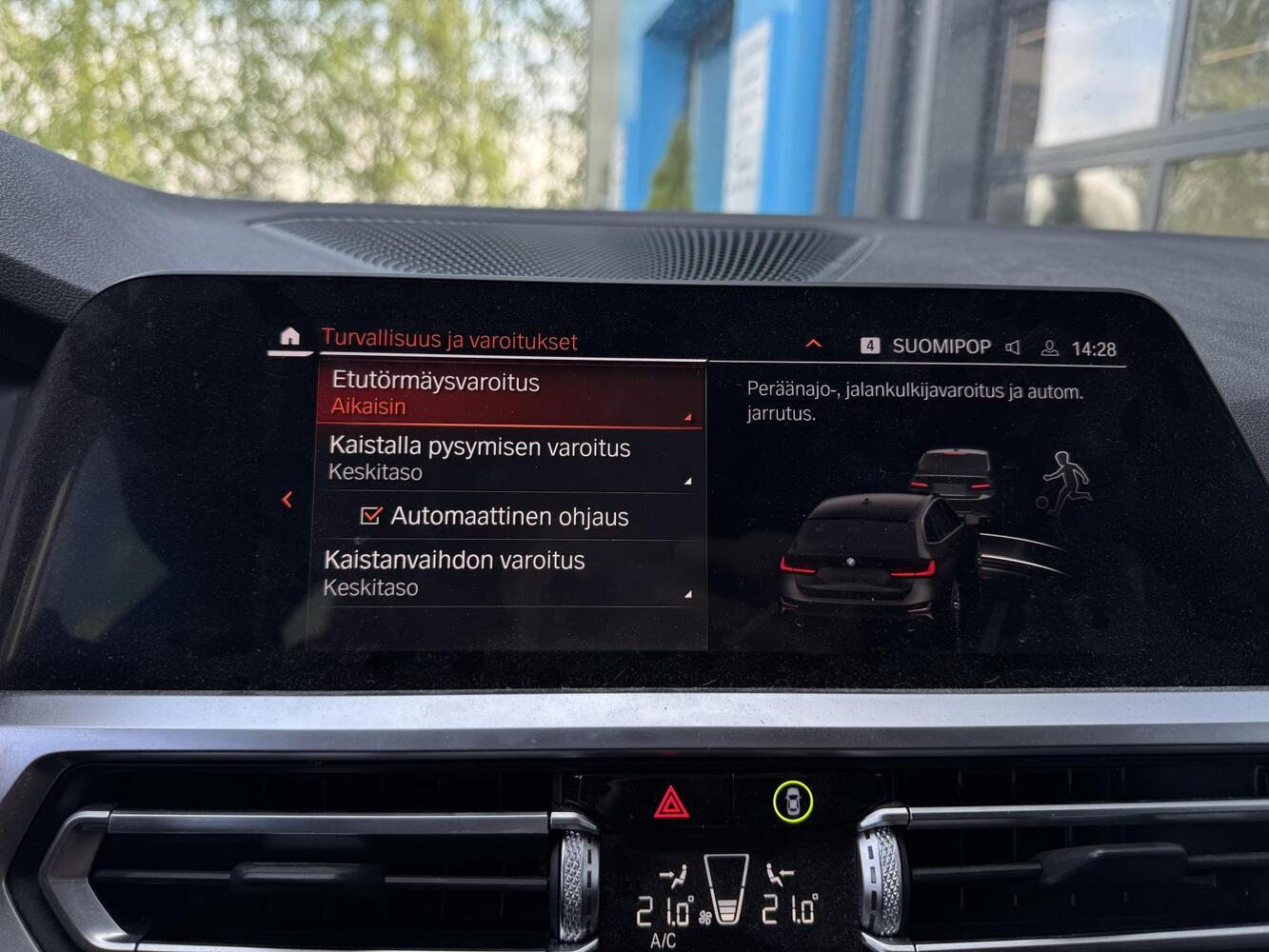 BMW 330 vaihtoauto