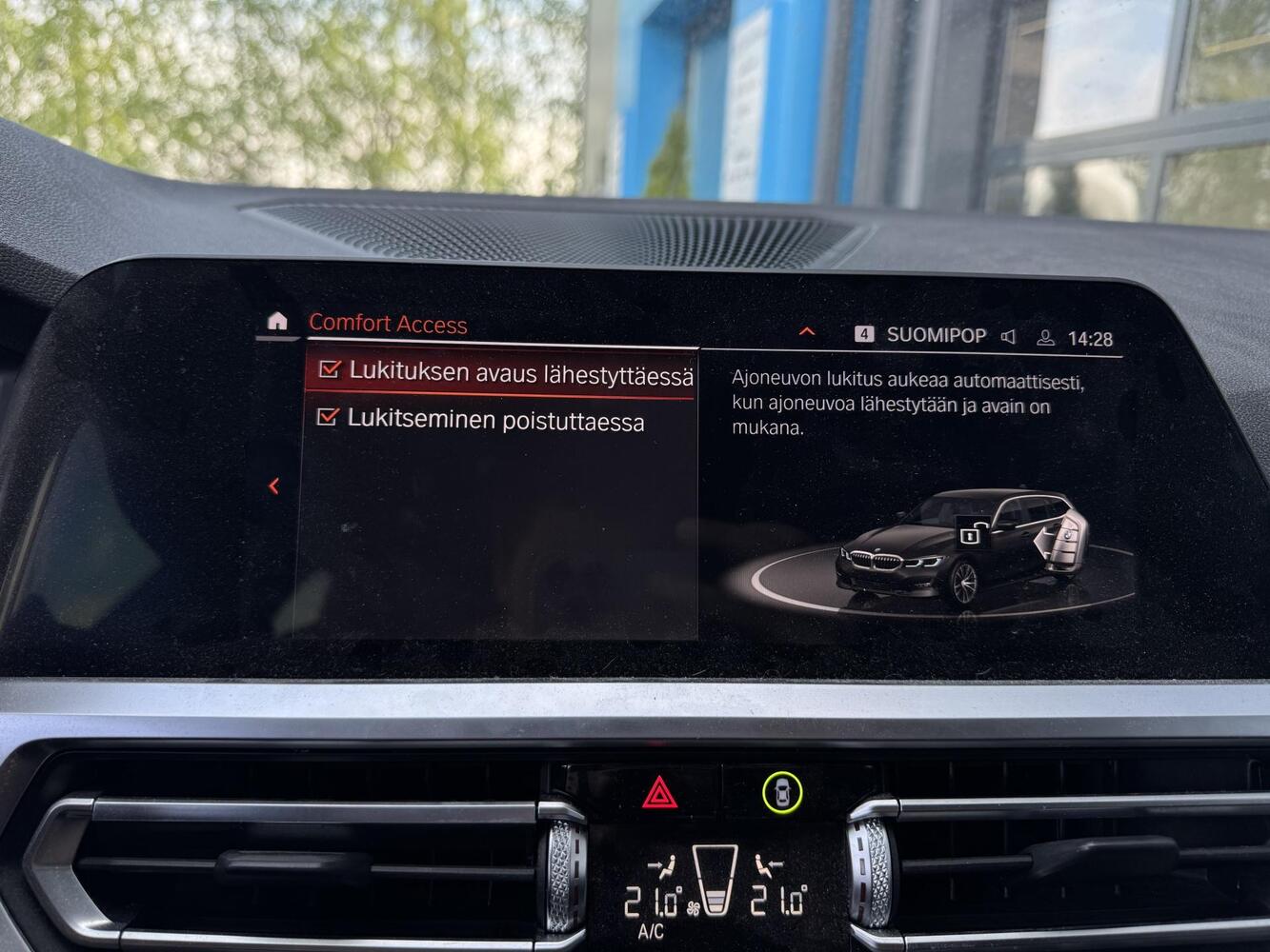 BMW 330 vaihtoauto