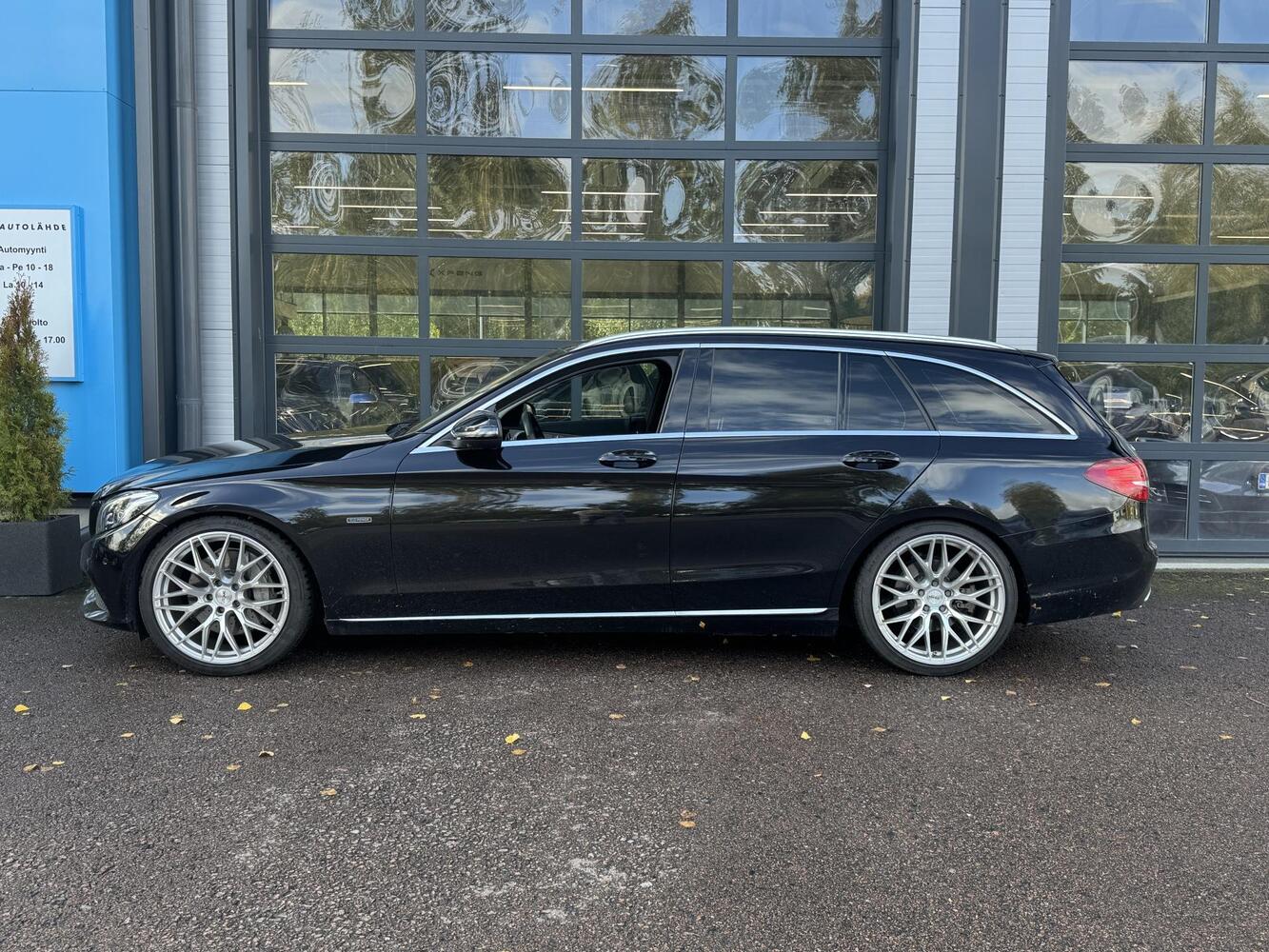 Mercedes-Benz C vaihtoauto