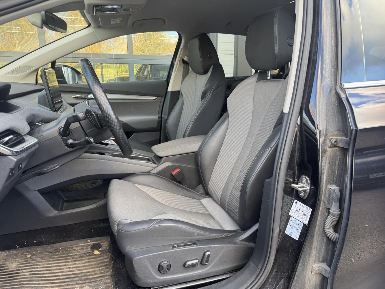 Skoda Enyaq vaihtoauto
