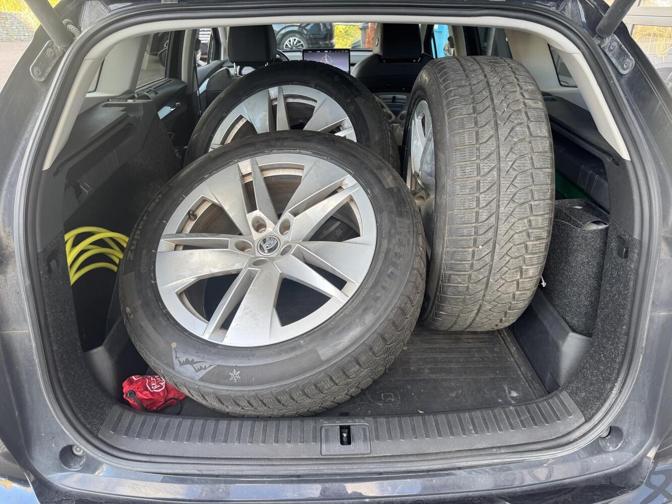 Skoda Enyaq vaihtoauto