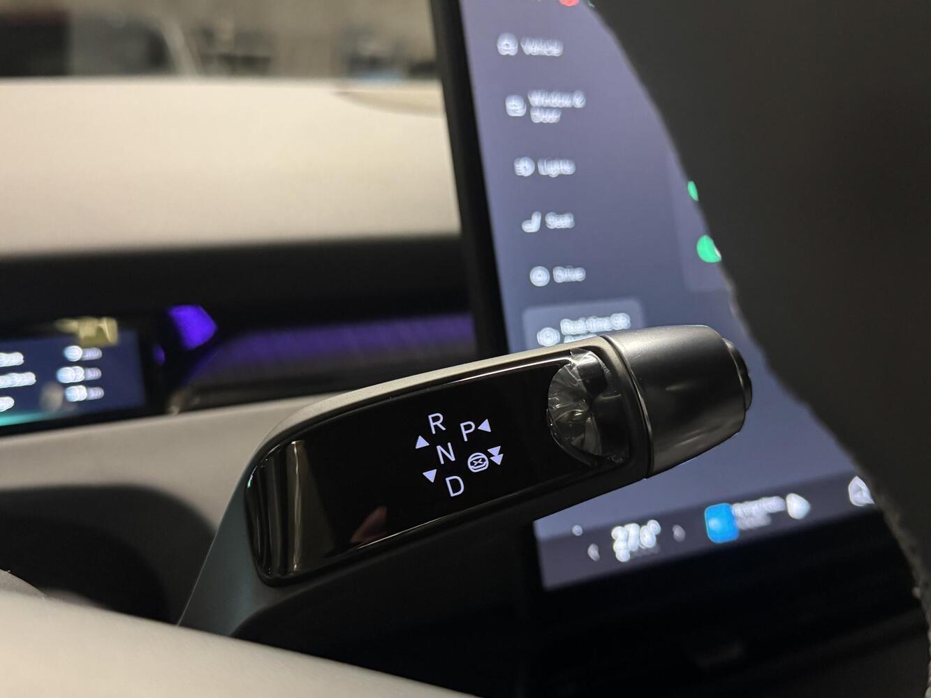 XPENG P7+ vaihtoauto