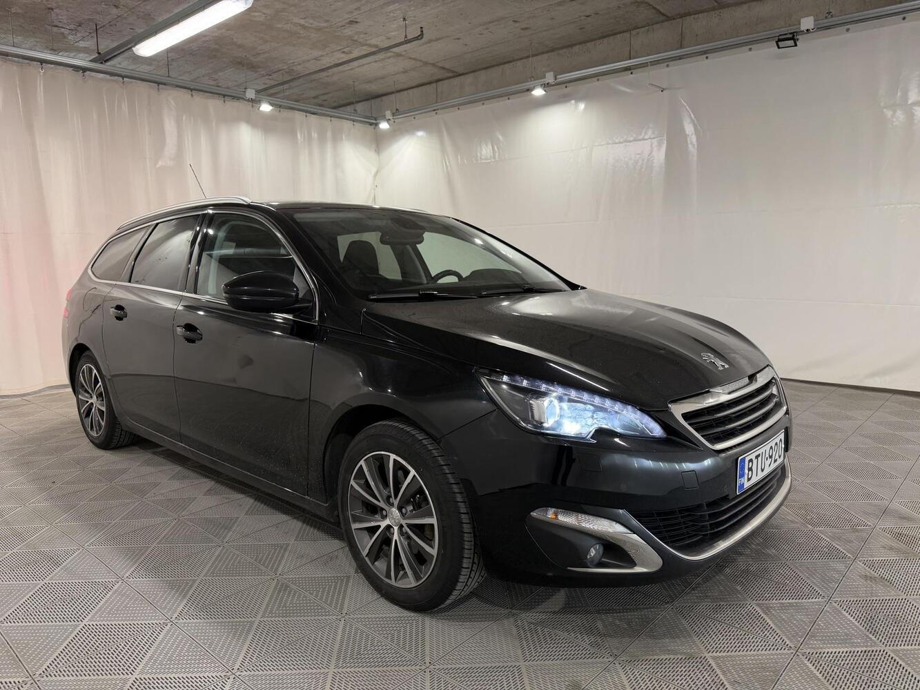 Peugeot 308 vaihtoauto