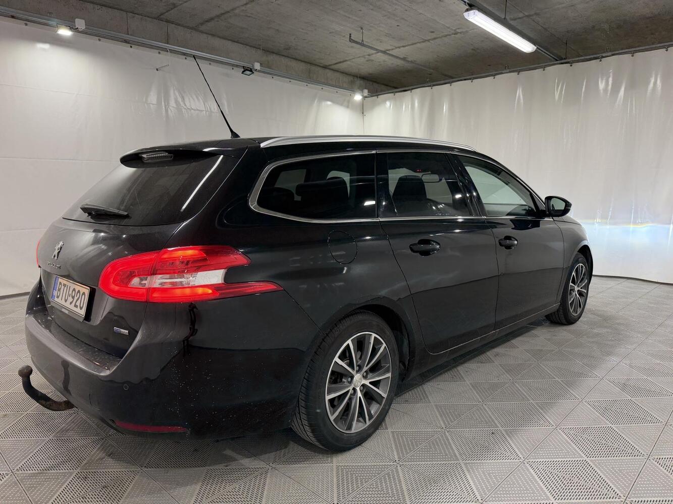 Peugeot 308 vaihtoauto