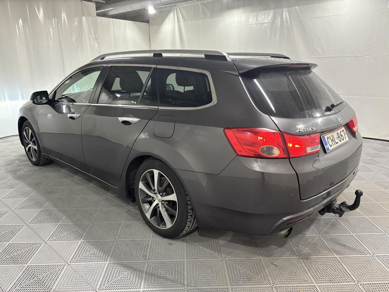 Honda Accord vaihtoauto