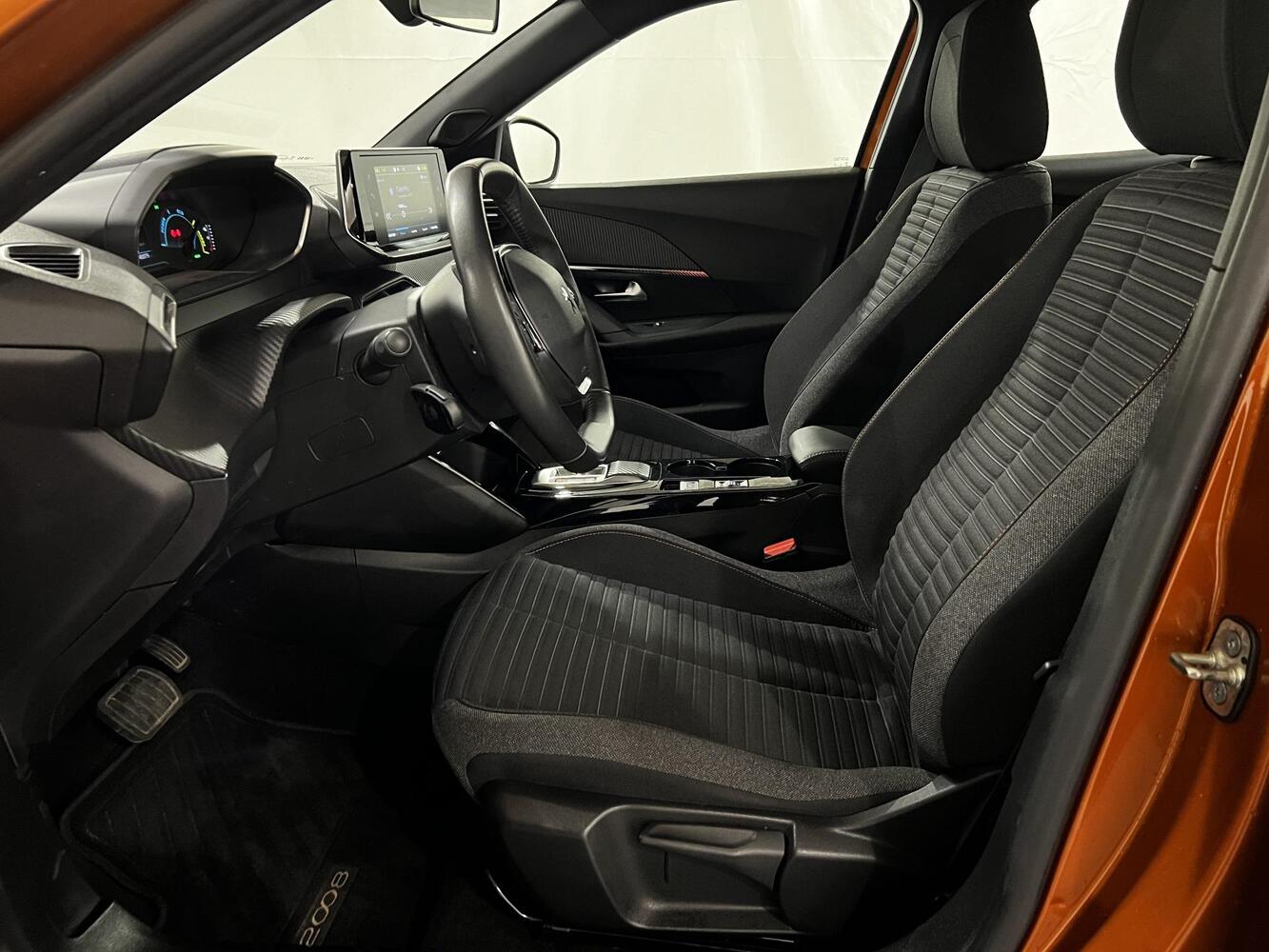 Peugeot e-2008 vaihtoauto