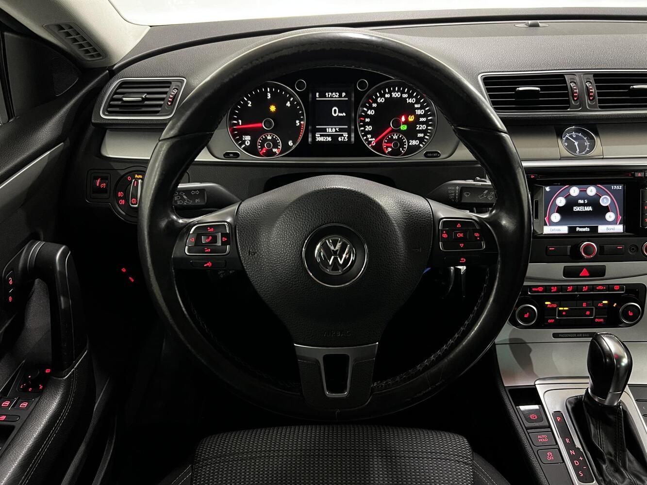 Volkswagen Passat CC vaihtoauto